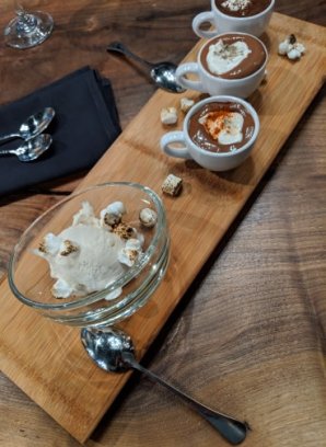 48390694_347353455997326_810662398376542208_n